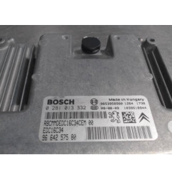 Calculateur moteur PEUGEOT 308 1 Photo n°1