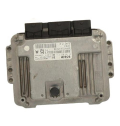 Calculateur moteur PEUGEOT 308 1 Photo n°6