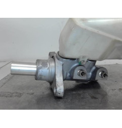 Maitre cylindre (freinage) TOYOTA YARIS 2 Photo n°1