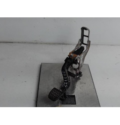 Pedale d'embrayage TOYOTA YARIS 2 Photo n°3