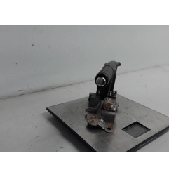 Levier frein à main TOYOTA YARIS 2 Photo n°3