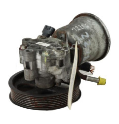 Pompe de direction TOYOTA COROLLA VERSO 2 Photo n°1