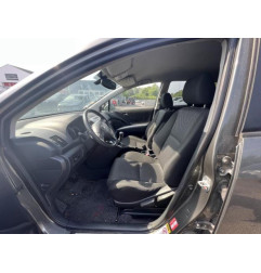 Pompe de direction TOYOTA COROLLA VERSO 2 Photo n°8