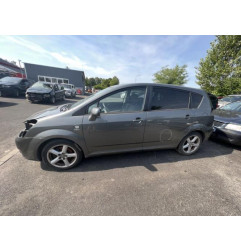 Pompe de direction TOYOTA COROLLA VERSO 2 Photo n°18