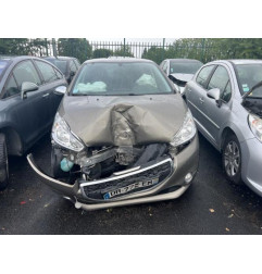 Ceinture arriere gauche PEUGEOT 208 1 Photo n°9