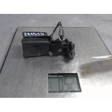 Attache ceinture arriere gauche AUDI A3 3 Photo n°1