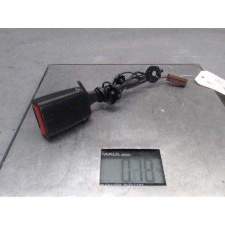 Attache ceinture avant droit FORD FIESTA 7 SOCIETE