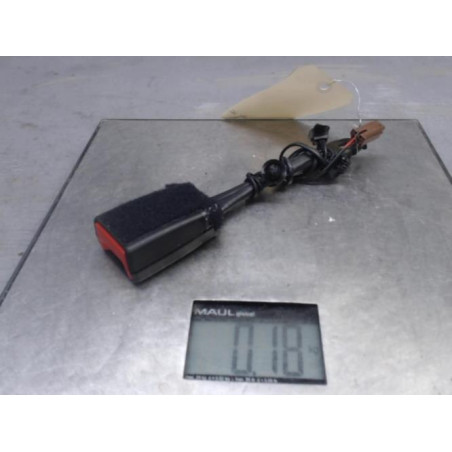 Attache ceinture avant gauche FORD FIESTA 7 SOCIETE Photo n°1