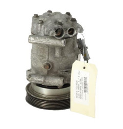 Compresseur clim RENAULT CLIO 3 Photo n°4