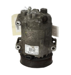 Compresseur clim RENAULT SCENIC 2 Photo n°1