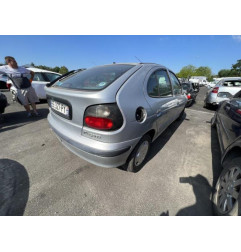 Demarreur RENAULT MEGANE 1 Photo n°8