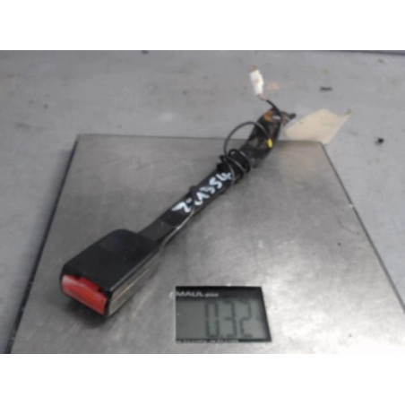 Attache ceinture avant gauche NISSAN QASHQAI 1