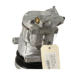 Compresseur clim FIAT FIORINO 3 Photo n°4