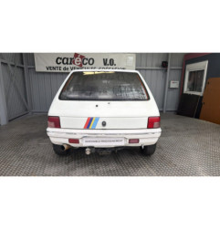 Feu arriere principal gauche (feux) PEUGEOT 205 Photo n°8