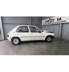 Malle/Hayon arriere PEUGEOT 205 Photo n°3