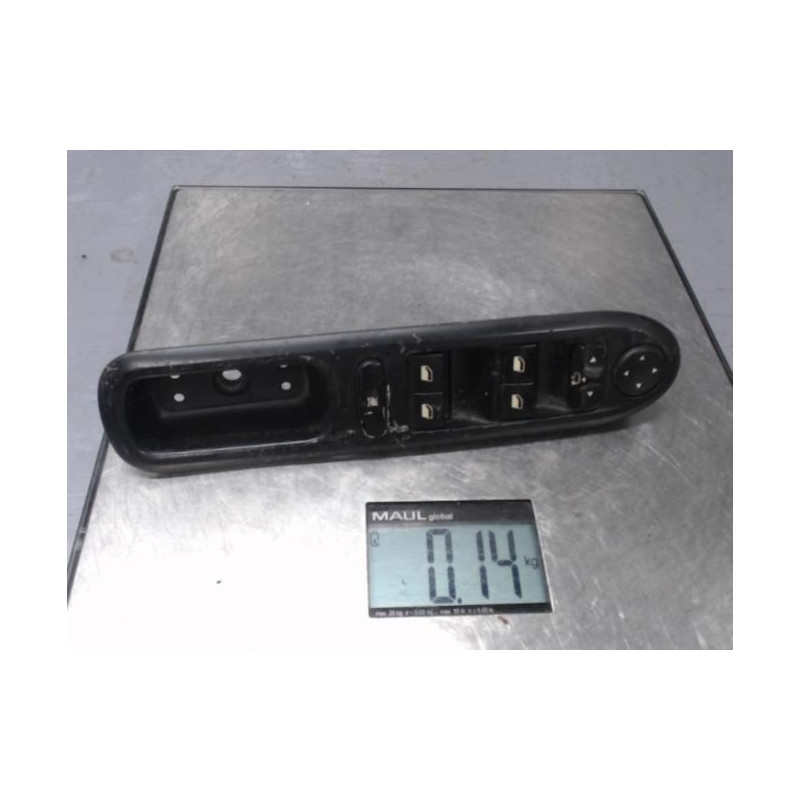 Interrupteur de leve vitre avant gauche PEUGEOT 407