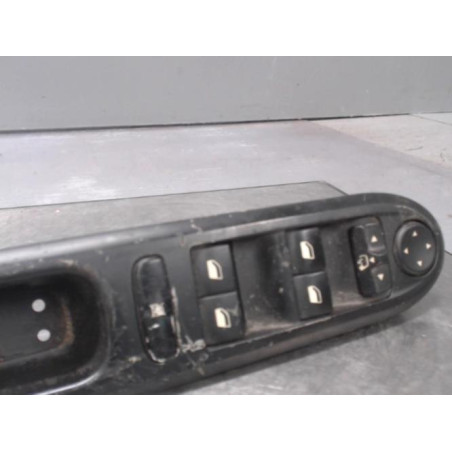 Interrupteur de leve vitre avant gauche PEUGEOT 407