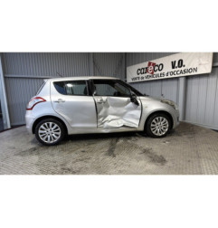 Poignee porte avant droit SUZUKI SWIFT 4 Photo n°4