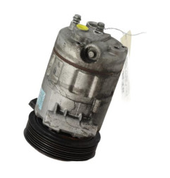 Compresseur clim RENAULT MEGANE 2 Photo n°3