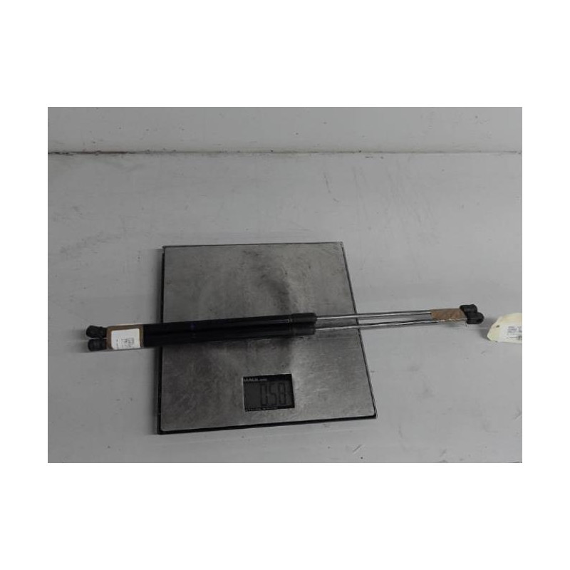 Verin de coffre OPEL CORSA D