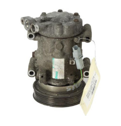 Compresseur clim RENAULT CLIO 3 Photo n°1