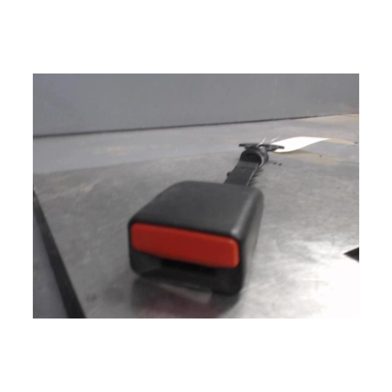 Attache ceinture avant gauche RENAULT MEGANE 4