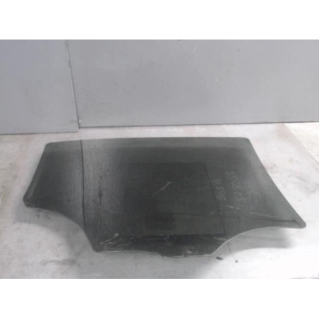 Vitre arriere gauche PEUGEOT 208 1