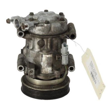 Compresseur clim RENAULT TWINGO 2 Photo n°2