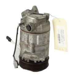 Compresseur clim RENAULT CLIO 4 Photo n°4