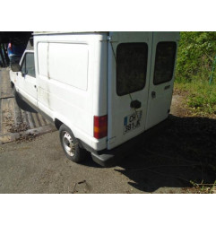 Feu arriere principal gauche (feux) SEAT TERRA Photo n°9