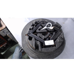 Cric OPEL MERIVA B Photo n°1