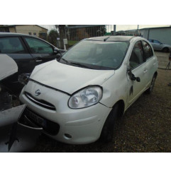 Attache ceinture avant gauche NISSAN MICRA 4 Photo n°4