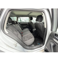 Attache ceinture arriere gauche VOLKSWAGEN GOLF 6 Photo n°8