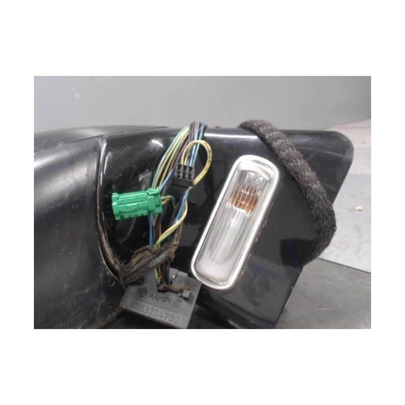 Retroviseur droit CITROEN C4 1