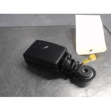 Attache ceinture avant droit RENAULT TWINGO 3