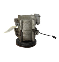 Compresseur clim HYUNDAI GALLOPER Photo n°3