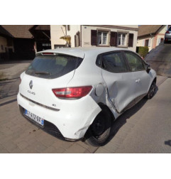 Attache ceinture avant droit RENAULT CLIO 4 Photo n°4