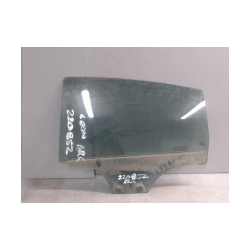 Vitre arriere gauche SEAT LEON 2
