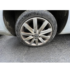 Attache ceinture arriere droit VOLKSWAGEN GOLF 6 Photo n°5