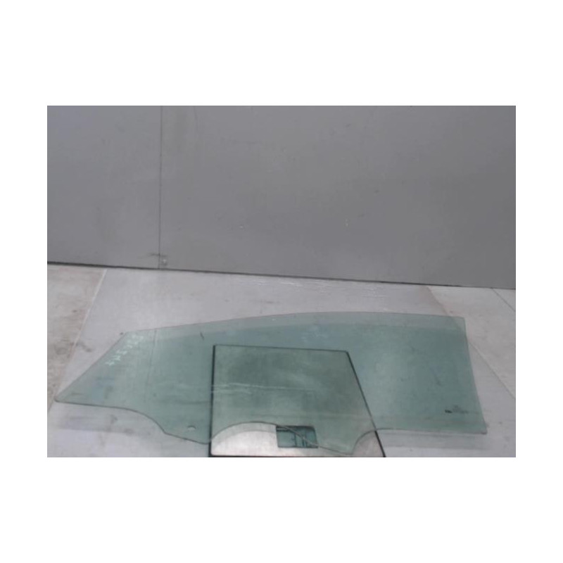Vitre avant droit FORD FIESTA 7