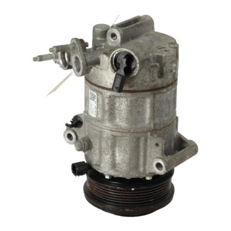 Compresseur clim FORD FIESTA 7