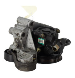 Pompe de direction FORD FOCUS 1 Photo n°4