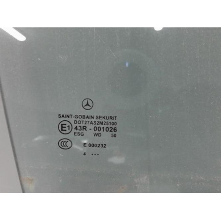 Vitre avant droit MERCEDES CLASSE CLK 209
