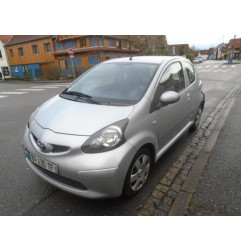 Bloc ABS (freins anti-blocage) TOYOTA AYGO 1 Photo n°8