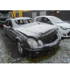 Renfort pare choc avant (traverse) MERCEDES CLASSE E 211 Photo n°7