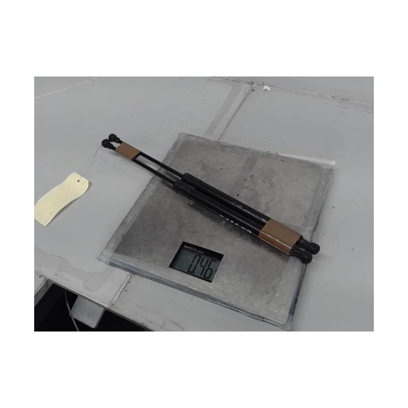 Verin de coffre PEUGEOT 208 1