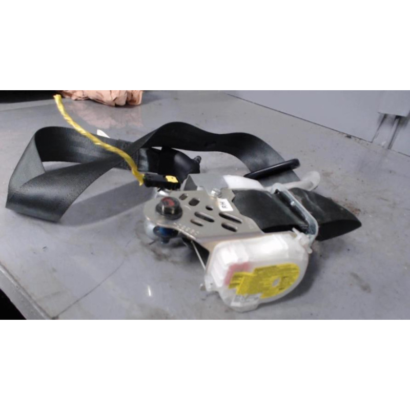 Ceinture avant droit HYUNDAI I 30 1
