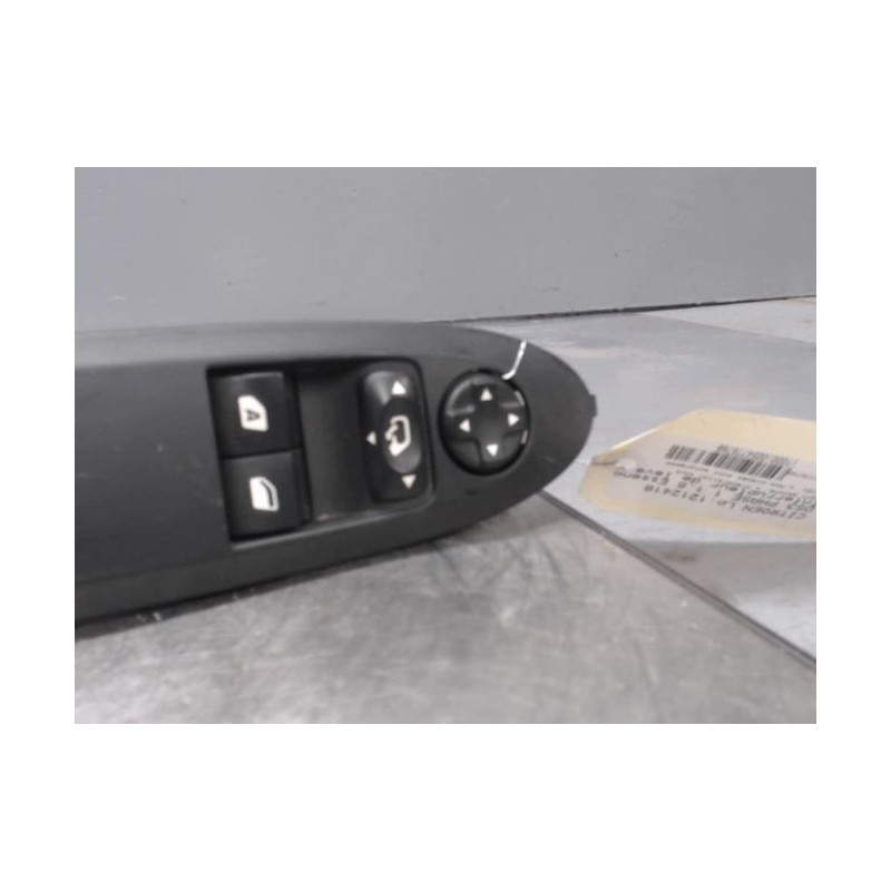 Interrupteur de leve vitre avant gauche CITROEN DS3