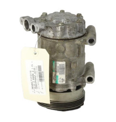 Compresseur clim RENAULT CLIO 2 Photo n°1