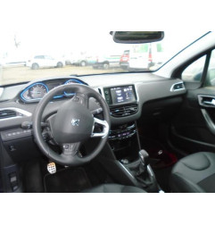 Vitre arriere gauche PEUGEOT 208 1 Photo n°4